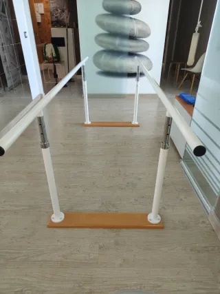Paralelas de Fisioterapia regulables en altura