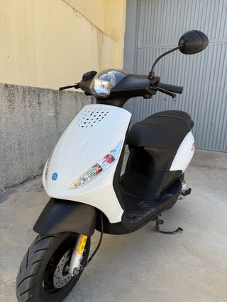 Piaggio Zip 49cc 2T Blanca