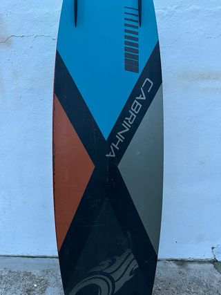 Tabla Cabrinha Xcaliber 141 + Botas Ronix