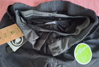 Pantalon corto Endura hummvee talla L