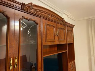 Mueble de salón en madera.