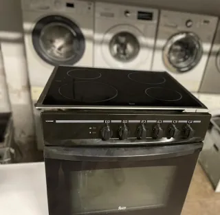 Horno Teka con vitrocerámica