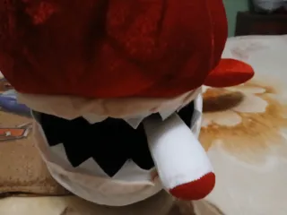 Peluche Tiburón Rojo