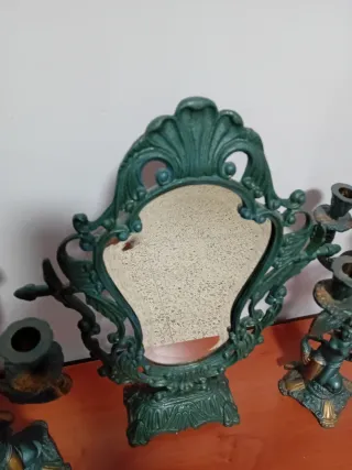 Antiguo conjunto de bronce.