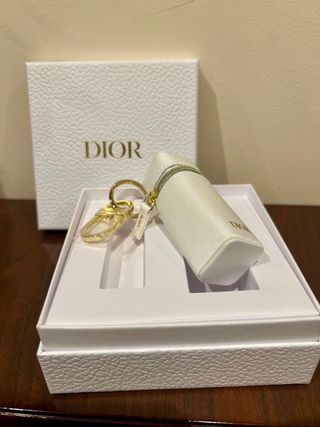DIOR Charm portalabial con llavero