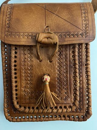 Bolso de piel artesanal