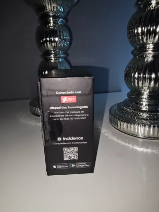 Baliza V16 homologada DGT geolocalizada Help Flash