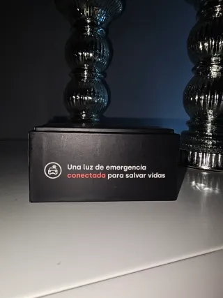 Baliza V16 homologada DGT geolocalizada Help Flash