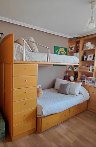 Dormitorio juvenil madera pino INCLUYE COLCHONES