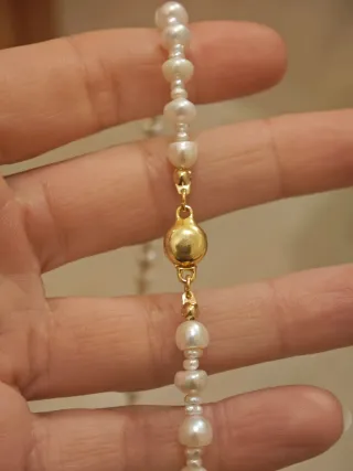 Collar de perlas naturales cierre dorado