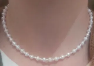 Collar de perlas naturales cierre dorado