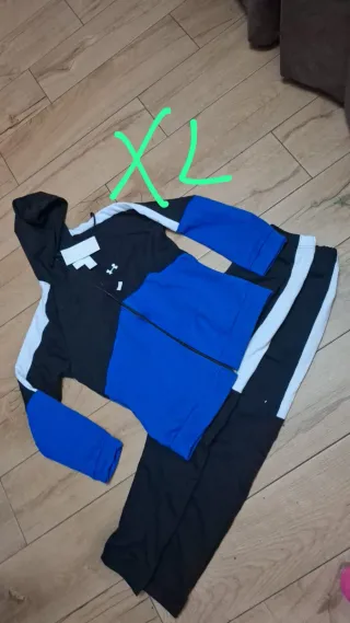 Chándal Under Armour XxL Negro y Azul