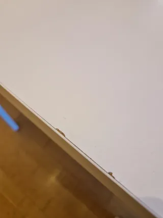 Mesa MELLTORP y 4 Sillas SANDSBERG.