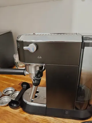 Macchina da caffè DeLonghi EC685