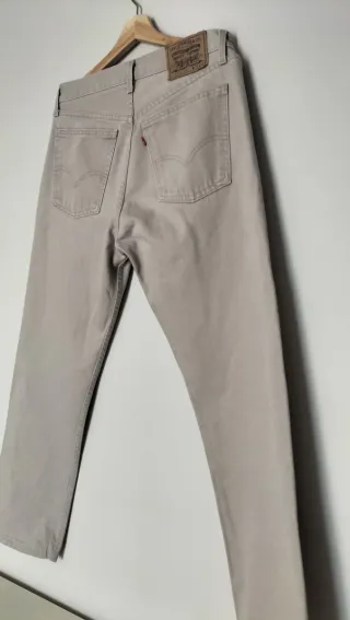 Pantalón vaquero Levi's 614 Beige