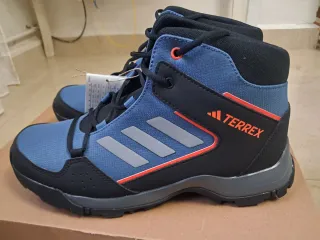Botas Adidas Terrex Niños Talla 38 sin estrenar