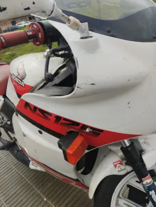 Honda 125 R ESPORT 2T, clásica 87año.