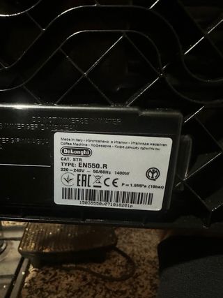 Macchina da caffè Nespresso DeLonghi rossa