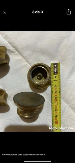 4 Embellecedores de latón