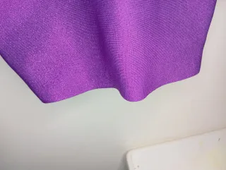 Vestido morado brillante tirantes cruzados ta m/L