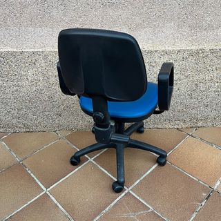 Silla de escritorio giratoria azul