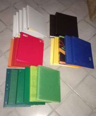 Raccoglitori ad anelli formato A4 diversi formati