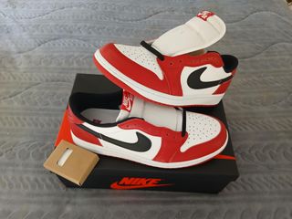 Air Jordan 1 Retro Low Chicago Sneakers 44.5