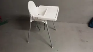Trona Ikea blanca