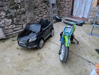 Moto Kawasaki y Coche Audi Q7 Eléctricos Niños