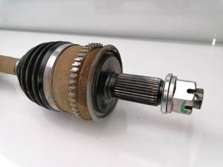 TRANSMISION DELANTERA DERECHA MITSUBISHI L 200 (K6/7)