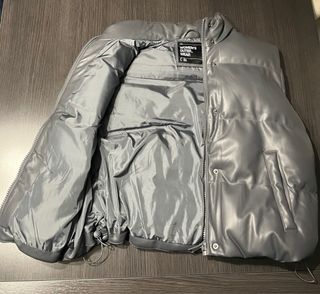 Chaleco acolchado efecto piel gris oscuro