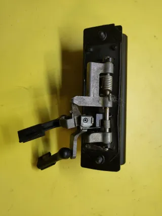 MANETA TIRADOR PUERTA MALETERO SEAT TOLEDO II