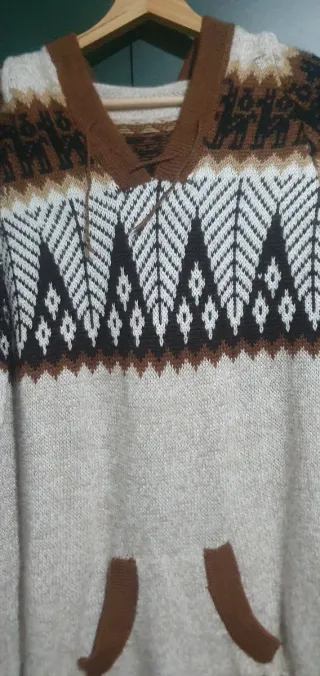 Jersey con capucha y bolsillo