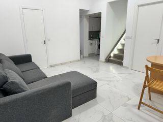 Se alquila habitacion en sabadell sud