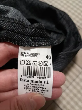 Falda vaquera elástica negra talla 40