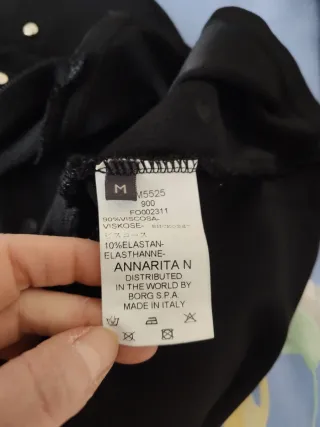 Vestito nero M maniche lunghe con borchiette