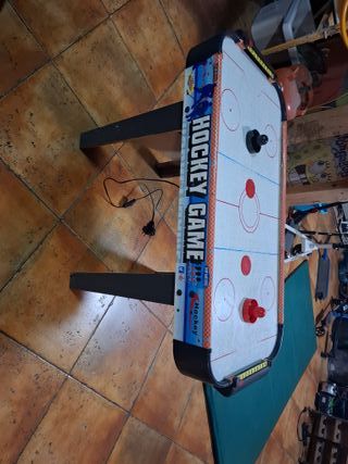 Mini mesa de hockey de aire.