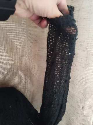 Jersey negro rejilla con lentejuelas