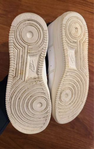 Tênis Nike Air Force 1 Branco e Preto