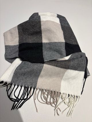 Sciarpa a quadretti in viscosa