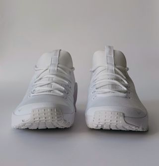 T42 - Nike Free Metcon 6 - White/Platinum tint