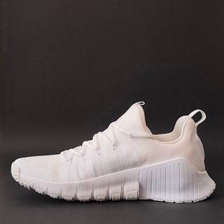 42 - Nike Free Metcon 6 - White/Platinum tint