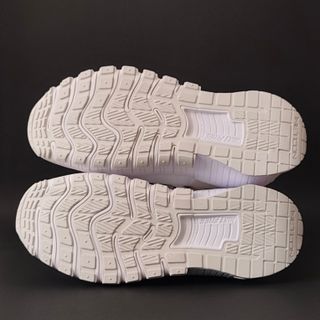 42 - Nike Free Metcon 6 - White/Platinum tint