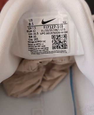 42 - Nike Free Metcon 6 - White/Platinum tint