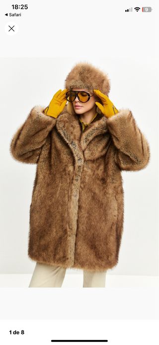 Abrigo pelo elegante y suave