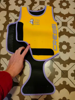 2 neoprenos infantiles