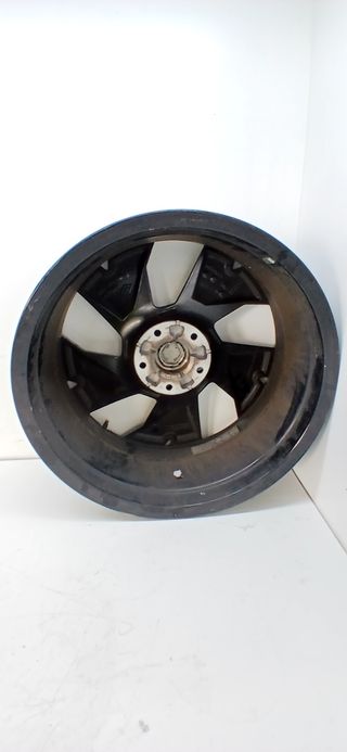 LLANTA RENAULT CAPTUR II (3)