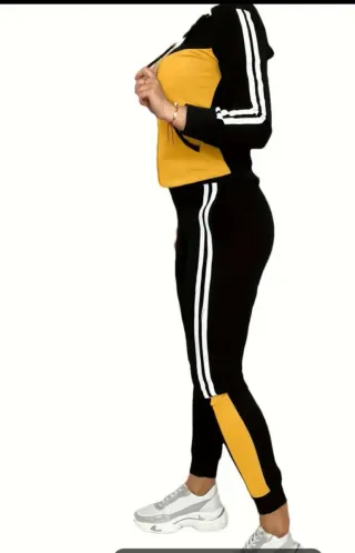 Se vende Conjunto deportivo chándal nuevo 15€