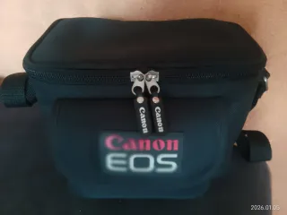 Cámara Canon EOS 550D + Lente 18-55mm IS + Bolsa