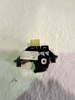 MANDO ELEVALUNAS DELANTERO DERECHO KIA RIO